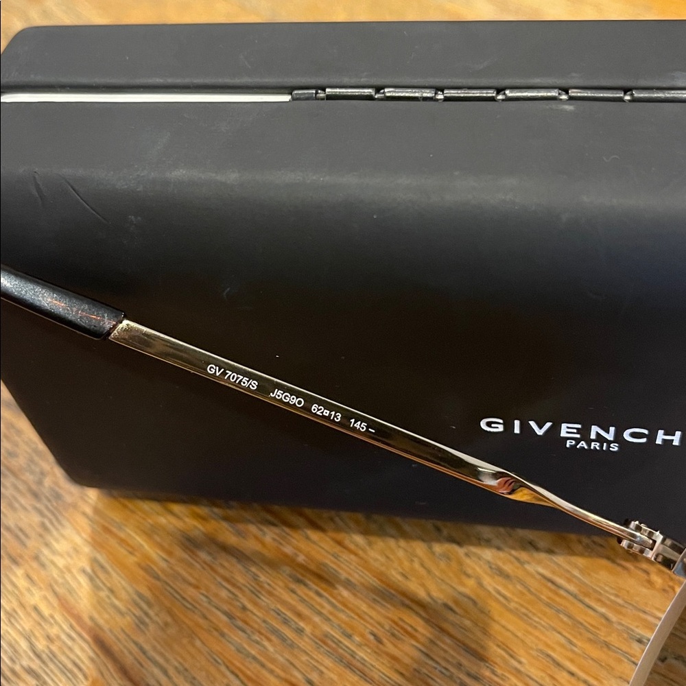 Givenchy Women’s Brow Bar Aviator Sunglasses - Picture 5 of 8